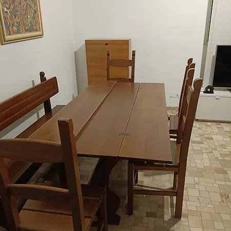 아파트 Garden Flat