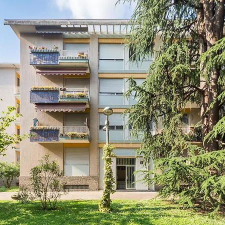 Lägenhet Garden Flat