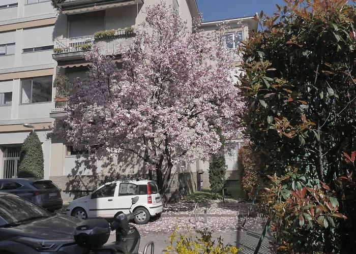 Garden Flat شقة *