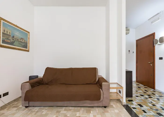 Garden Flat ميلان
