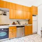 Διαμέρισμα Garden Flat *